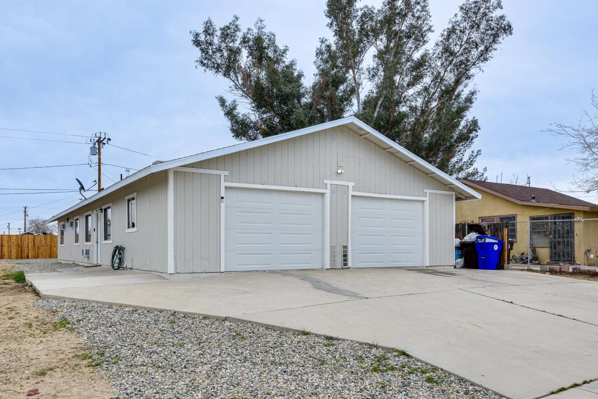 Convenient Joshua Tree Apartment - Walk To Town! Exterior photo
