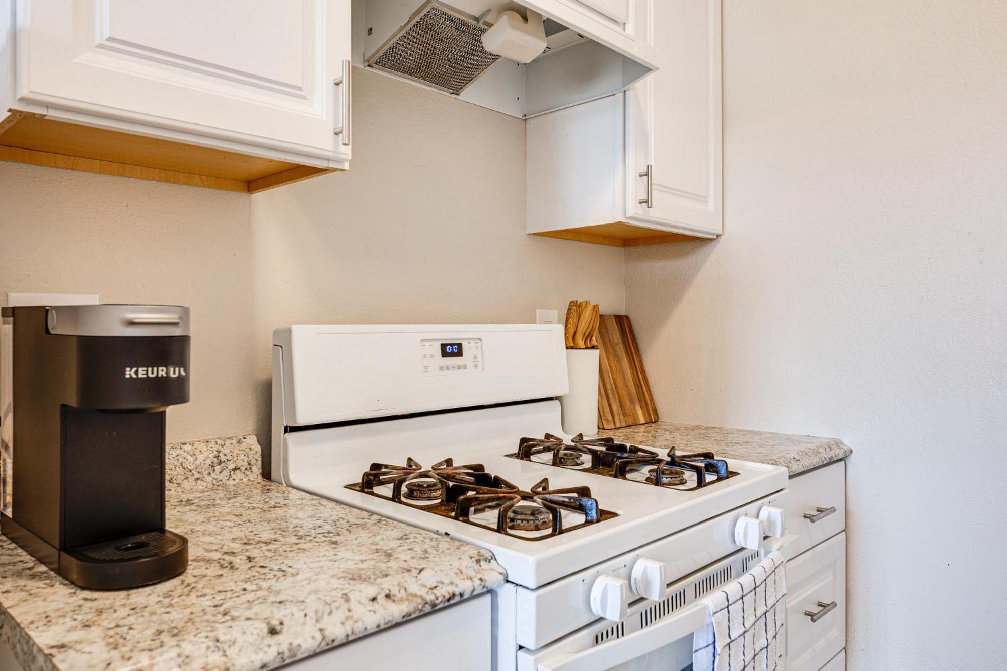 Convenient Joshua Tree Apartment - Walk To Town! Exterior photo